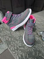 Bench schuhe gr 33 leicht grau pink Sachsen-Anhalt - Bitterfeld Vorschau