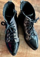 Ausgefallene Designer Plateau Stiefelette 169€ Maciejka Gr. 38 Hessen - Münzenberg Vorschau