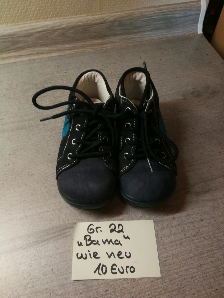 Schuhe Kind Mädchen Gr. 22, Superfit Hausschuhe, 22, 23, 24, 25, in Bad Neustadt a.d. Saale