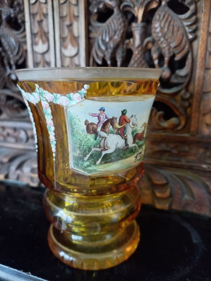 Biedermeier Glas Becher Emailmalerei Jagd Kraterbecher Ranfbecher in Koblenz