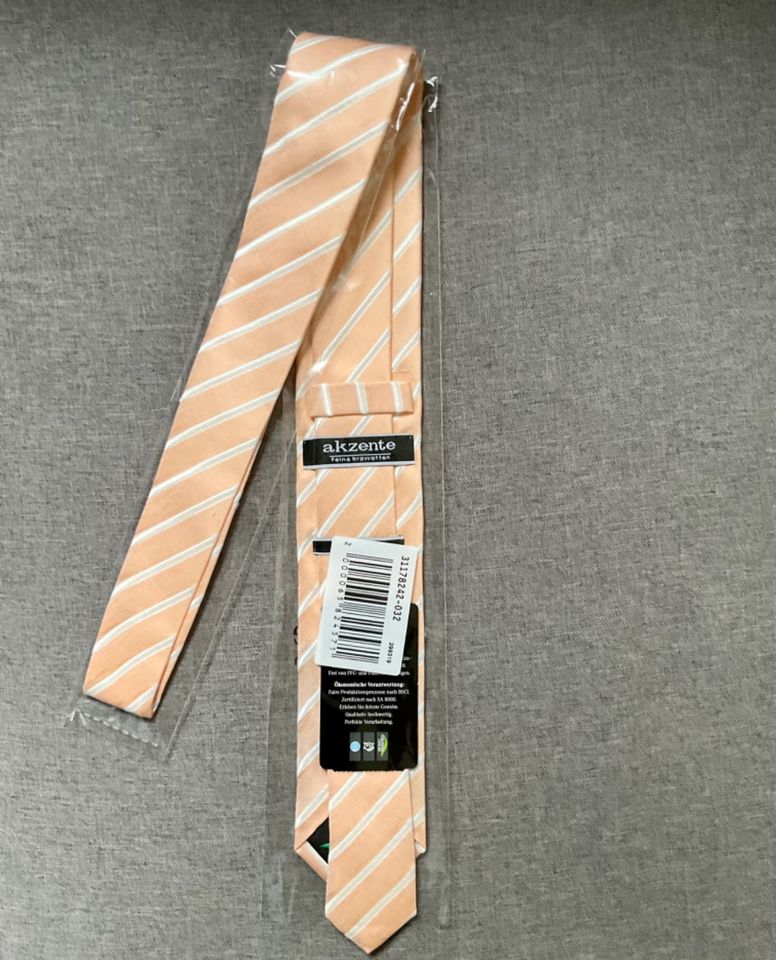 Akzente feine Krawatte NEU in OVP 100% Seide lachsfarben Öko-Tex in Bad Vilbel