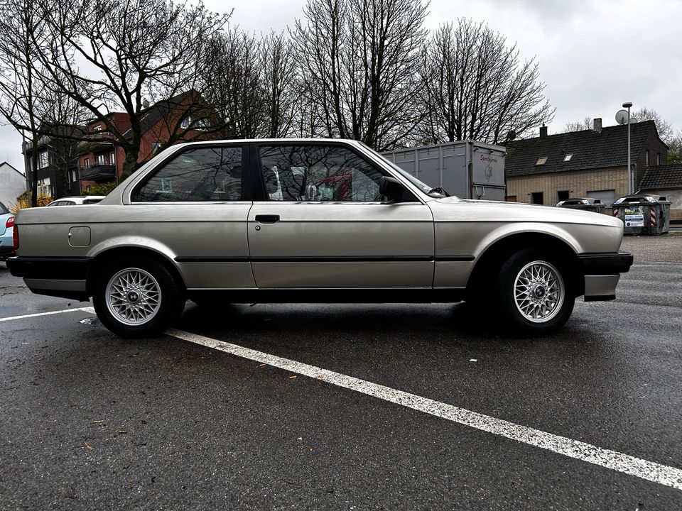 BMW E30 316/ H Zulassung/ Wertgutachten in Mülheim (Ruhr)