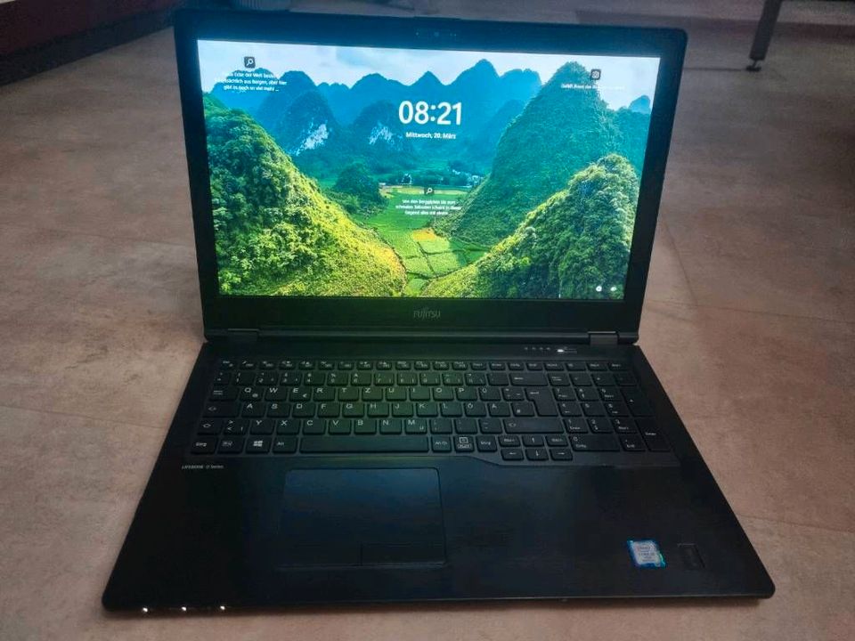 Fujitsu Lifebook U759, Laptop in Großalmerode