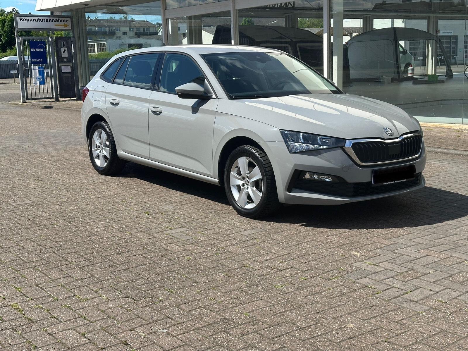 Abbildung des Autos Skoda scala top Zustand