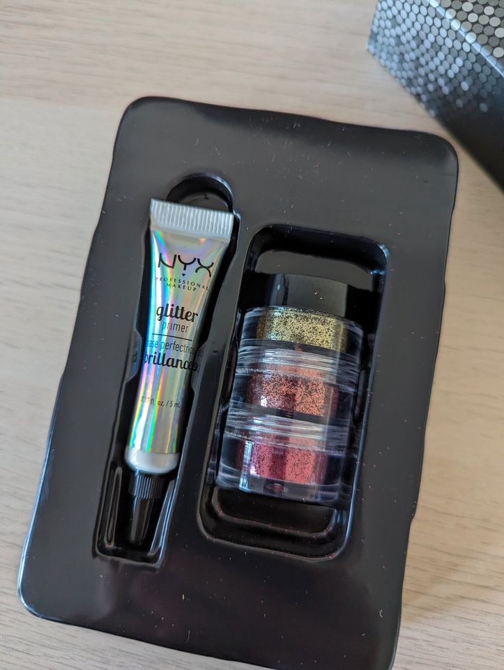 NYX Professional Makeup #Glittergoals Kit Glitter und Primer NEU in München  - Maxvorstadt | eBay Kleinanzeigen ist jetzt Kleinanzeigen