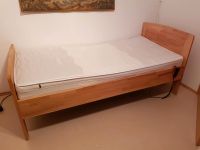 Massivholz-Bett, elektrischer Lattenrost, Matratze, 2 Nachttische Rheinland-Pfalz - Cramberg Vorschau