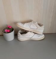 Nike PRIORITY Low Sneaker Gr.41 Nordrhein-Westfalen - Kerpen Vorschau