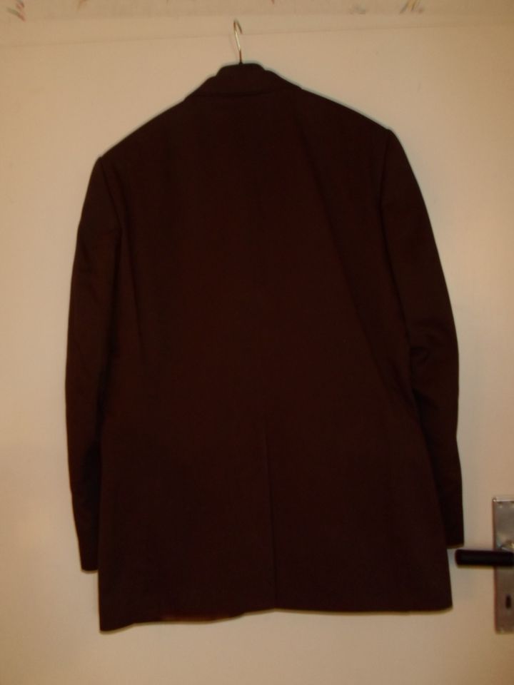 Fast neuer Herren - Anzug --- Farbe: braun --- Größe: 46 in Schöneck