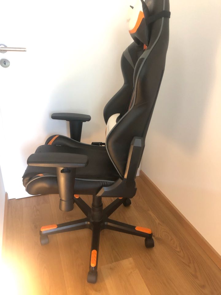 DXRacer Racing Seat Call of Duty Black Ops III Soecial Edition in Dresden