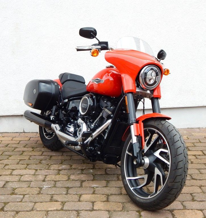 Harley-Davidson FLSB SPORT GLIDE in Magdeburg