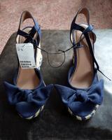 Blaue Velour Sandalen, Schleife Keilabsatz Gr 41 H&M, NEU Etikett Berlin - Rudow Vorschau