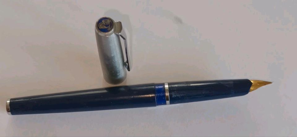 Füllhalter Pelikan P 12 Silvexa Vintage 1965-1968 in Leiwen