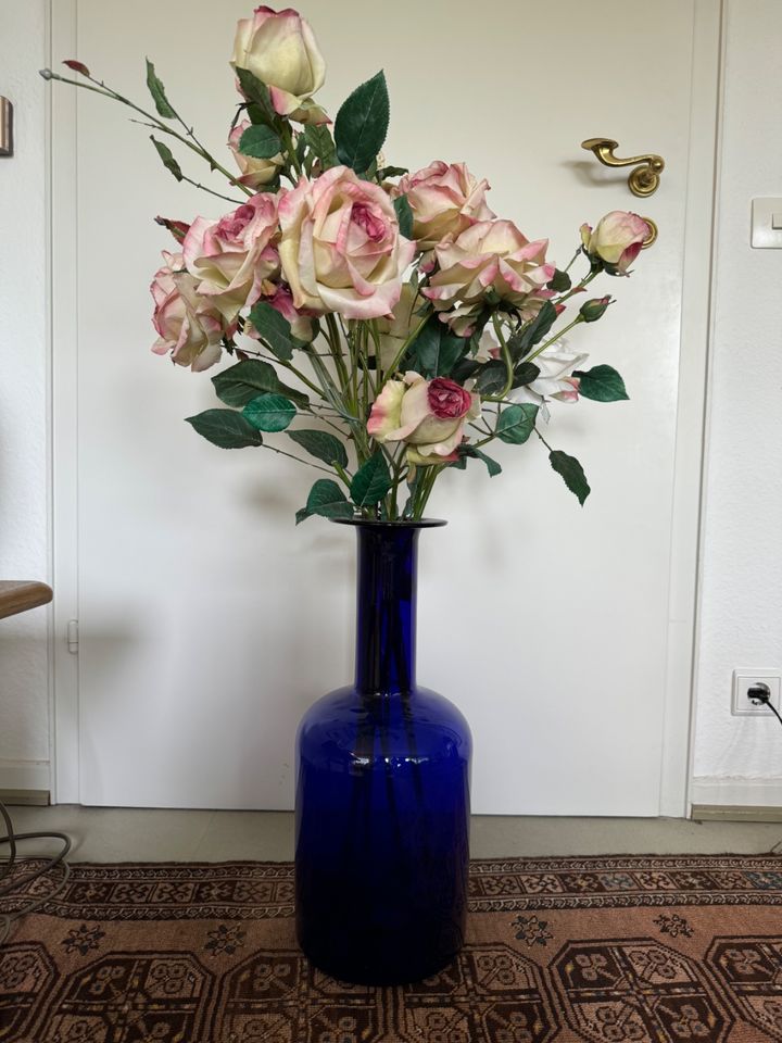 Holmegaard Vase blau, ca. 40cm in Königswinter