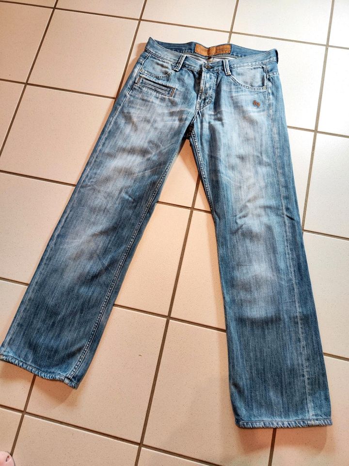 Jeans Gr 31, Unikat von freeman T. Porter in Trippstadt