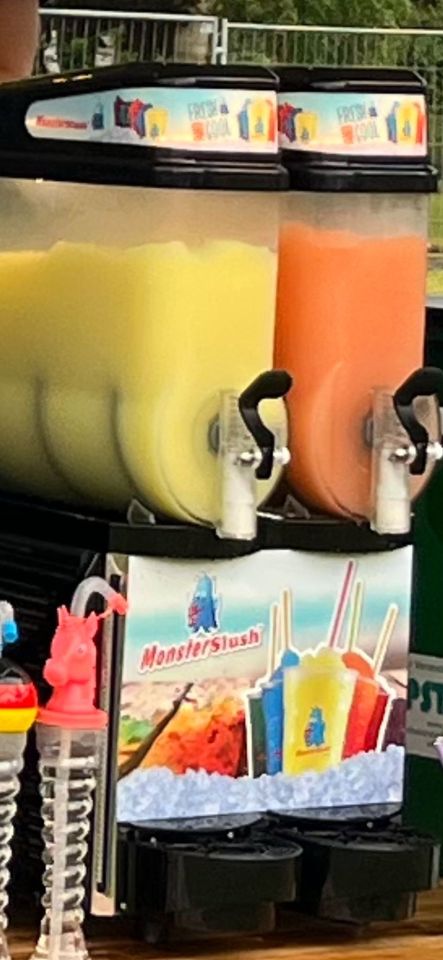 Monster Slush Eismaschine zu vermieten auch für Außenbereich in Twedt b Schleswig