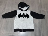 Strickjacke Batman Gr. 80 H&M Superheld Bad Doberan - Landkreis - Bargeshagen Vorschau