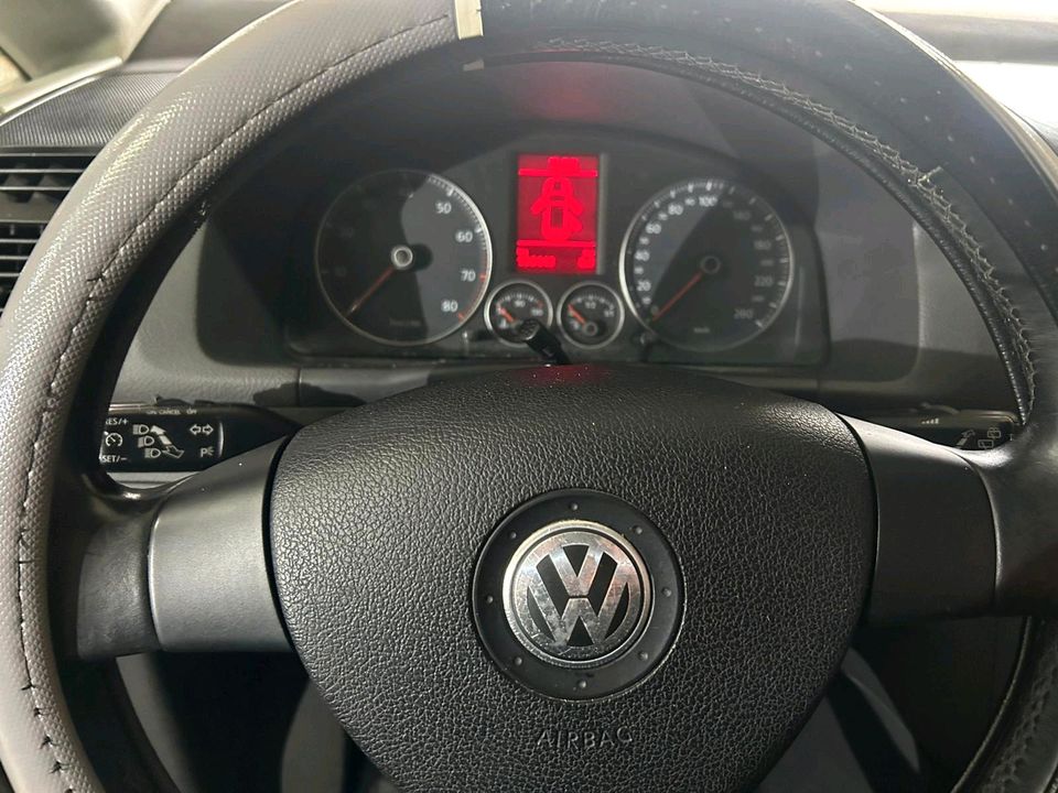 Volkswagen Touran 7 Sitzer in Iserlohn