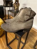 Esprit Damenstiefel & -Stiefeletten im Cowboy-Stil Schleswig-Holstein - Wahlstedt Vorschau