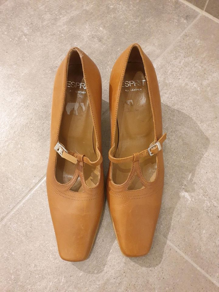 Esprit Pumps, Schuhe, echt Leder, cognac, Gr 37, ungetragen in Hof (Saale)