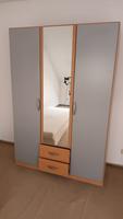 Kleiderschrank 135x55x197 cm mit Spiegel Bayern - Veitshöchheim Vorschau