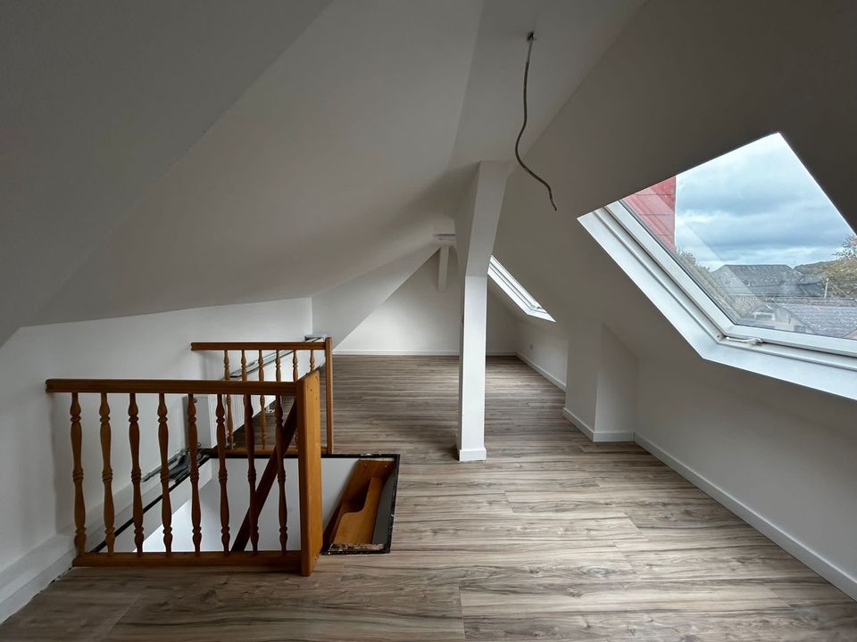 Wunderschöne 3 Zimmer Maisonette-Wohnung in Taunusstein