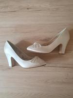 cremefarbene Pumps Dinah von Rainbow Club, Gr. 39 Niedersachsen - Munster Vorschau