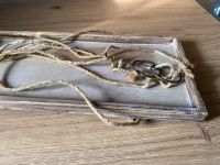 Holz-Tablett zum hinhängen mit Kordel, ca 60 lang Niedersachsen - Hage Vorschau