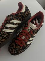 adidas Samba OG Preloved Red Leopard EU39 1/3 Düsseldorf - Pempelfort Vorschau