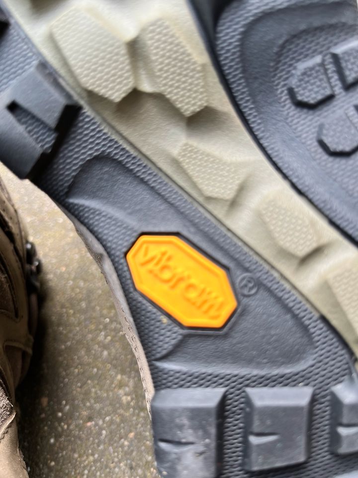 The North Face Wander und Trekkingschuhe / Goretex Vibram in Oberhausen