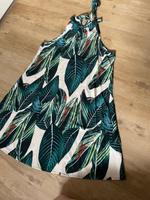 Shein Kleid Blätterprint grün gemustert Gr.S neu Sachsen-Anhalt - Weißenfels Vorschau