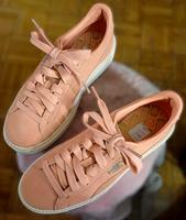 Freizeitschuhe, 39, Wildleder, Plateau, Puma, Lachsfarben, neuw. München - Ludwigsvorstadt-Isarvorstadt Vorschau