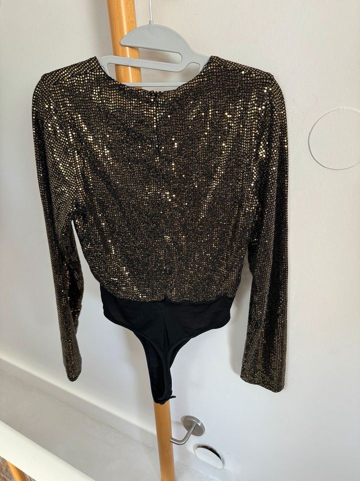 Missguided Body Glitzer Bronze Gold Gr. 36/S tiefer Ausschnitt :) in Oberhausen