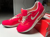 Nike Air Max 1 Premium QS Gr. 44 Neonrot selten Hessen - Kelkheim Vorschau