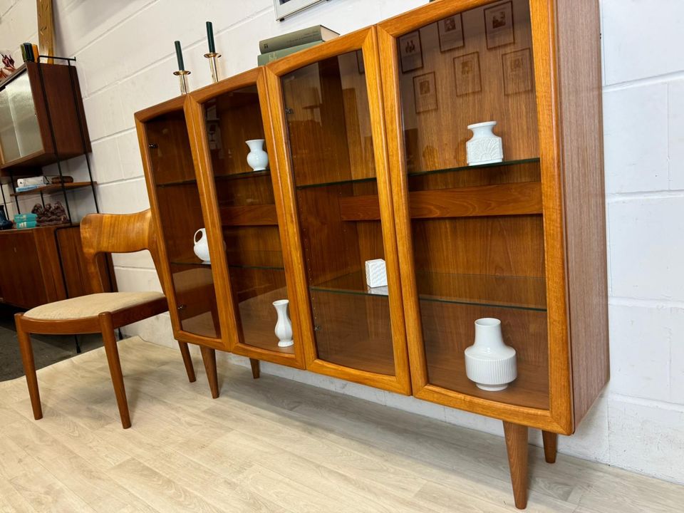 Vintage Teak DYRLUND highboard danish Vitrine Schrank 70er in Delmenhorst