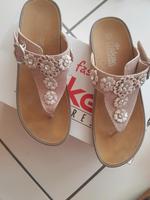 Rieker Zehentrenner Flip Flops rosè rosa glitzer Strass, 38 Neuw. Saarbrücken-Dudweiler - Dudweiler Vorschau