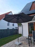 Sonnenschirm grau/anthrazit mit Trolley Schirmständer 40kg Nordrhein-Westfalen - Detmold Vorschau