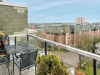 Köln liegt Ihnen zu Füßen - Panoramablick von der Dachterrasse in Köln Niehl Köln - Niehl Vorschau