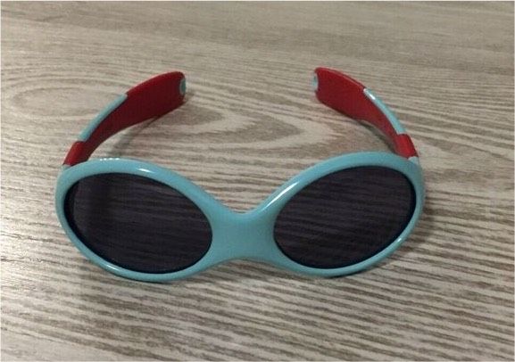 Sonnenbrille für Kleinkinder in Windischholzhausen