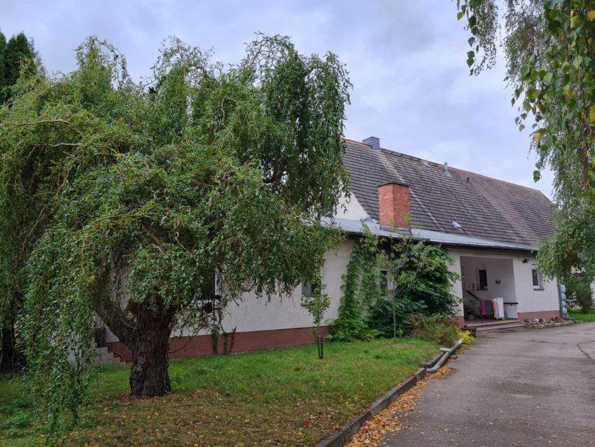 Zwei Einfamilienhäuser auf einem Grundstück - mitten in der Natur! in Wieskau
