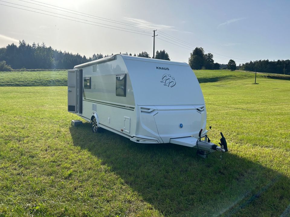 Wohnwagen KNAUS SPORT 540 FDK mit Klima und Mover Mieten / Leihen in Ruppertshofen