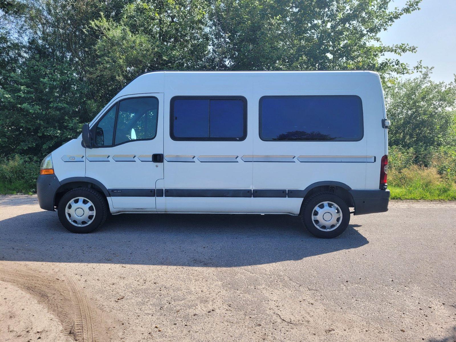 Abbildung des Autos Renault Master Bus, 2,8 …