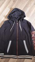 Neu Bench Kapuzen - Sweatjacke Größe 40/42 Sachsen - Frohburg Vorschau