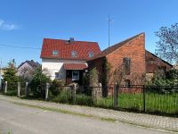 Renovierungsbedürftiges Haus mit Charme mit großem Grundstück in Zwethau Sachsen - Beilrode Vorschau
