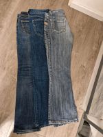 3 mal Jeans Replay,Levis  27/32 Hessen - Rodgau Vorschau