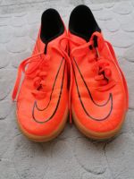 Fussball Hallenschuhe Nike Gr.35,5 Baden-Württemberg - Villingen-Schwenningen Vorschau