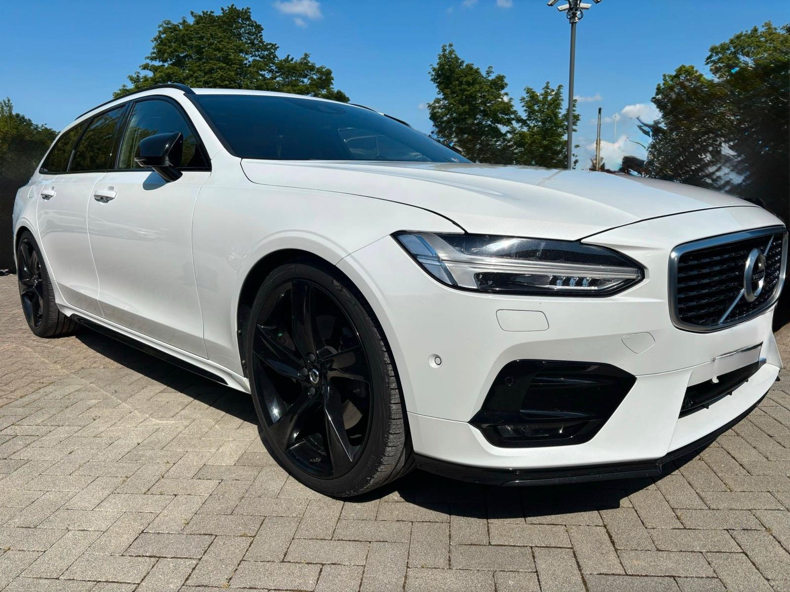 Abbildung des Autos Volvo V90 T6 R-Design Po…