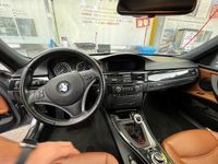 Bmw 320d touring Navi, Panoramadach, Leder Berlin - Reinickendorf Vorschau