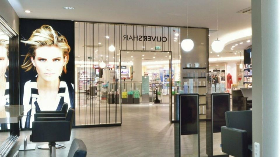 Friseur (m/w/d) in Köln gesucht | Douglas Store Schildergasse in Köln