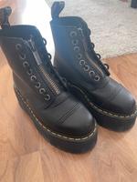 Dr Martens Sinclair Quad Max Stiefel schwarz 36 Plateau Niedersachsen - Rühen Vorschau