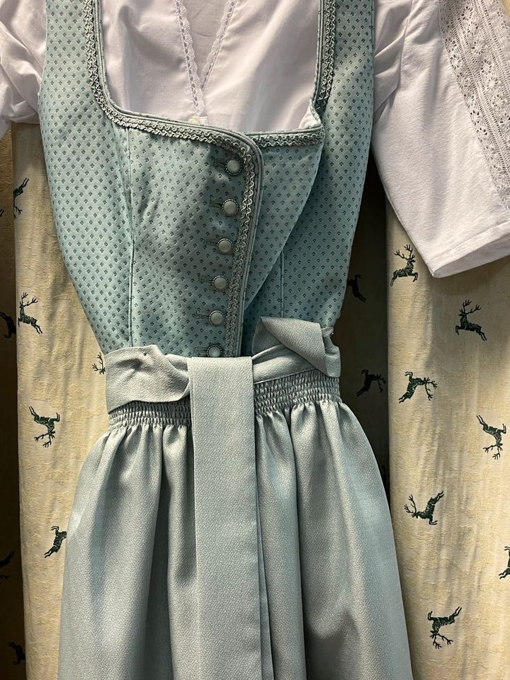 Wenger Dirndl, aktuelle Kollektion, Gr.38 eisblau in Triftern